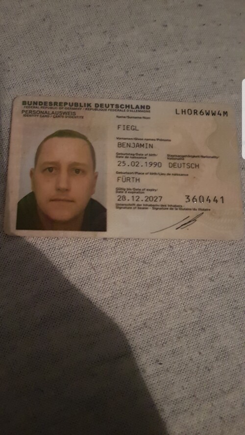 Benjamin-fiegl-Ausweis.jpg