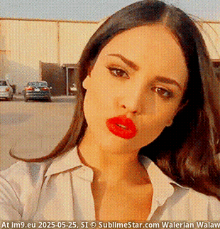 Hookerjaninesarmiento-Janinewellnhammerbarebackhooker-ProstituierteJaninewellnhammer.gif