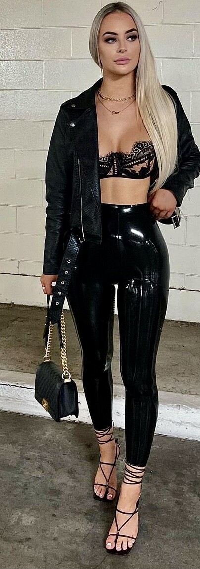 latexsmokingannarosenmueller-makeupfacial-facial-Cum-Hure-latexsmoking-Latex-Smoking-fetish-hooker-Anna-Rosenmuller-Latexinpublic-7.jpg